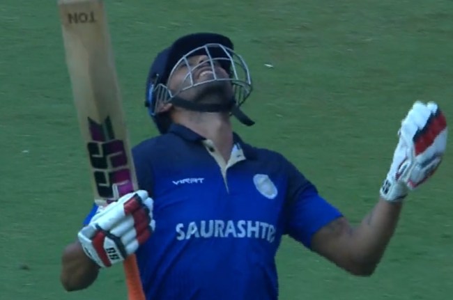 vijay hazare trophy 2022 final maharashtra vs saurashtra sheldon jackson