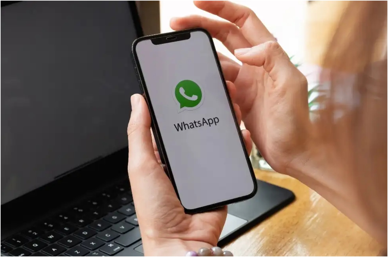 whatsapp kept messages feature, whatsapp New Features