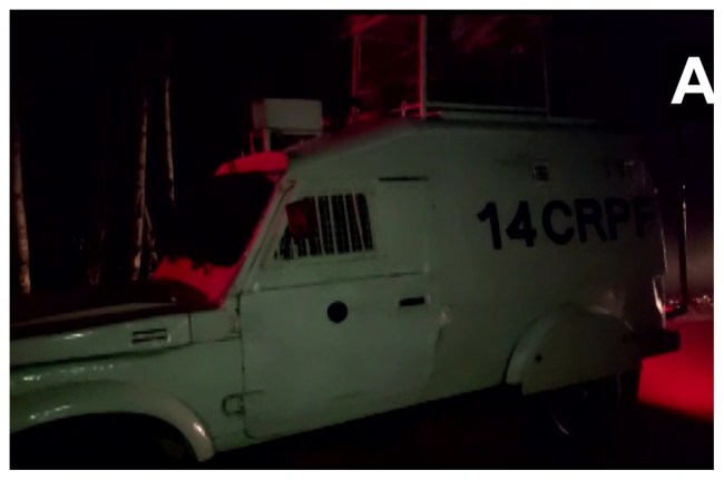 मुठभेड के दौरान सेना का वाहन