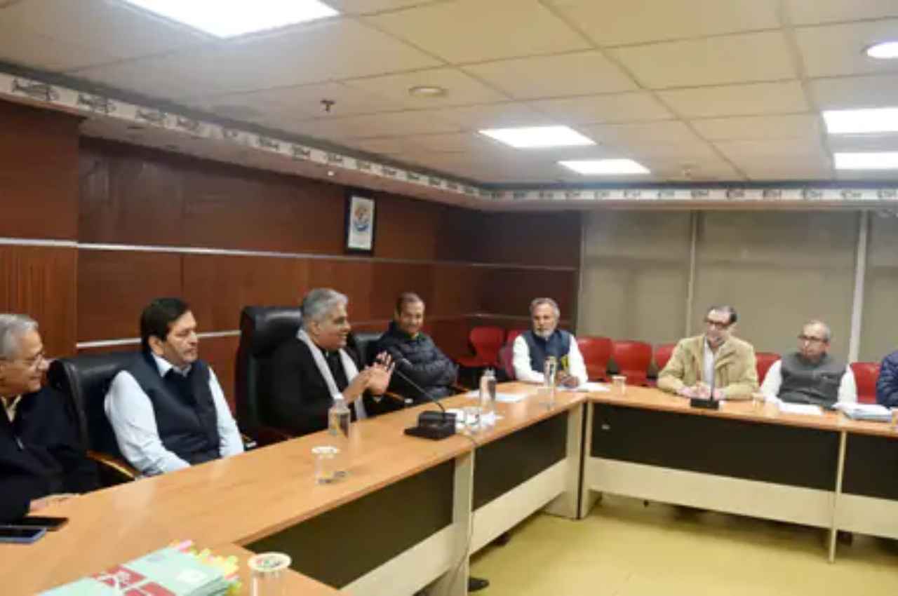 झारखंड के सम्मेद शिखर पर टूरिज्म एक्टिविटी पर रोक, जानें क्या है इसके मायनें
