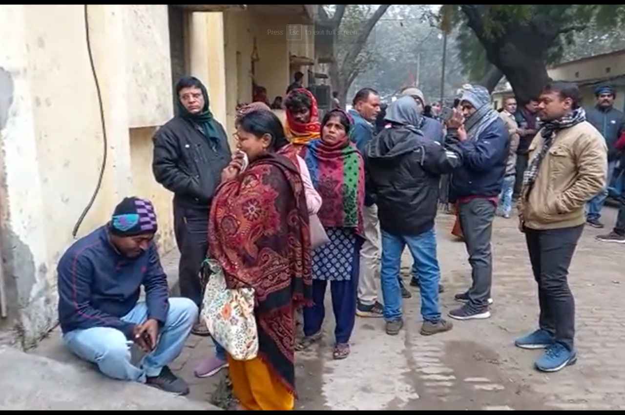 घटना के बाद विलाप करते परिजन