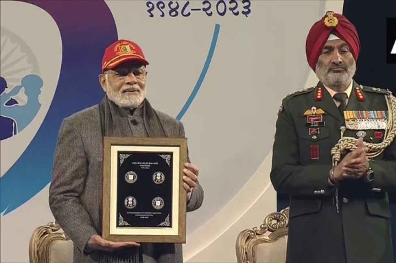 पीएम मोदी बोले-NCC कैडेट हैं विशेष, जारी किया 75 रुपये का स्मारक सिक्का