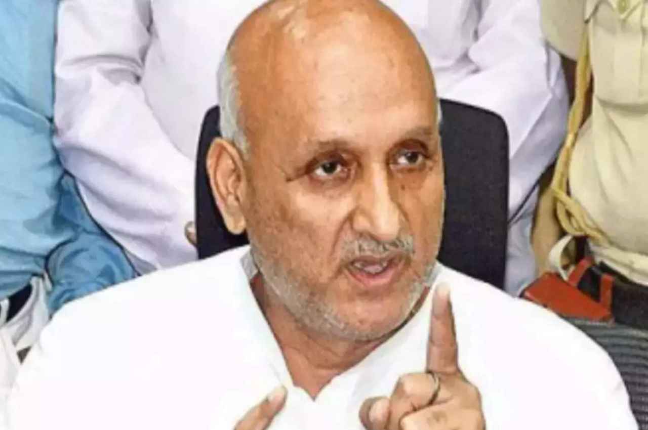 बिहार के शिक्षा मंत्री का विवादित बयान, कहा- 'रामचरितमानस नफरत फैलाने वाला ग्रंथ'