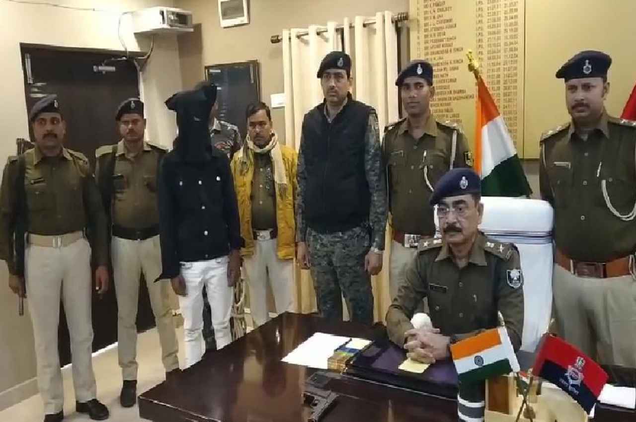 Bihar Hindi News: पिस्टल के साथ आरोपी गिरफ्तार, जब्त बाइक की संख्या जान आप भी रह जाएंगे हैरान