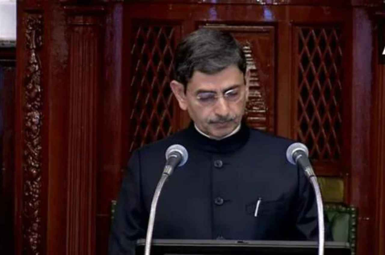 तमिलनाडु विधानसभा में गतिरोध, राज्यपाल ने राष्ट्रगान से पहले किया वॉकआउट