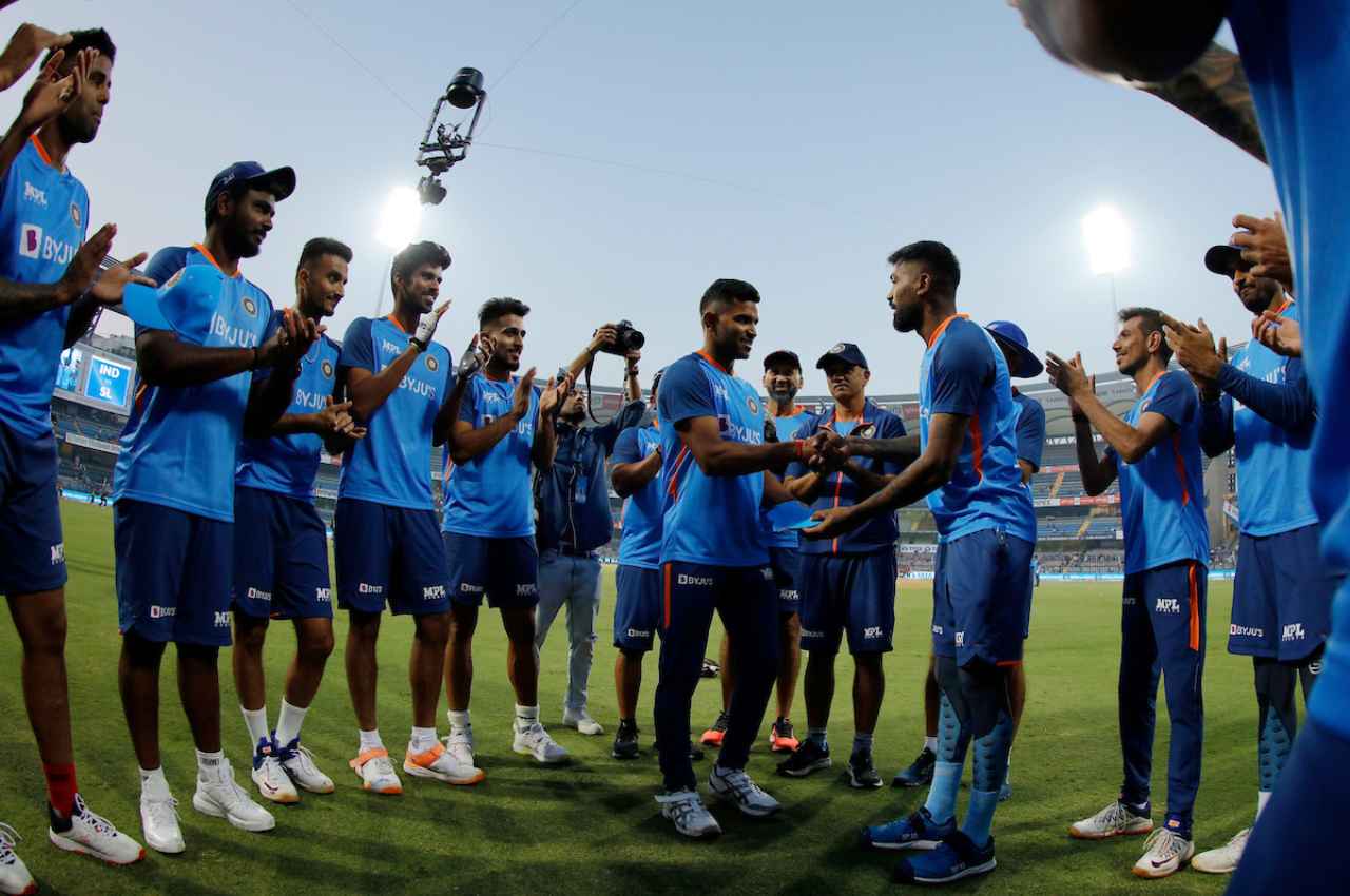 IND vs SL 1st T20 Shivam Mavi shubman gill hardik pandya