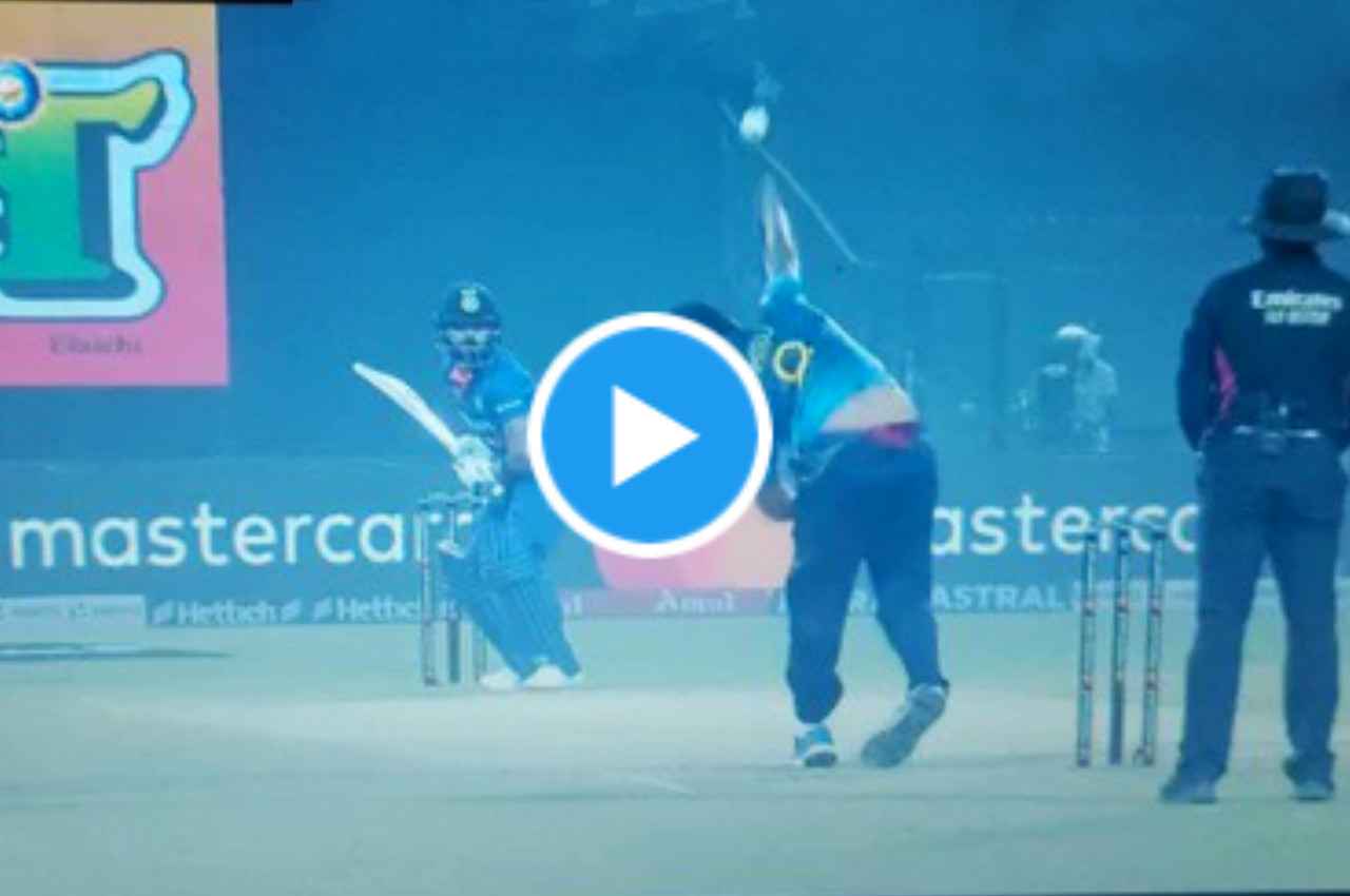 IND vs SL: लाहिरू कुमारा की इनस्विंगर ने उगली आग, खड़े ही रह गए विराट कोहली, देखें वीडियो