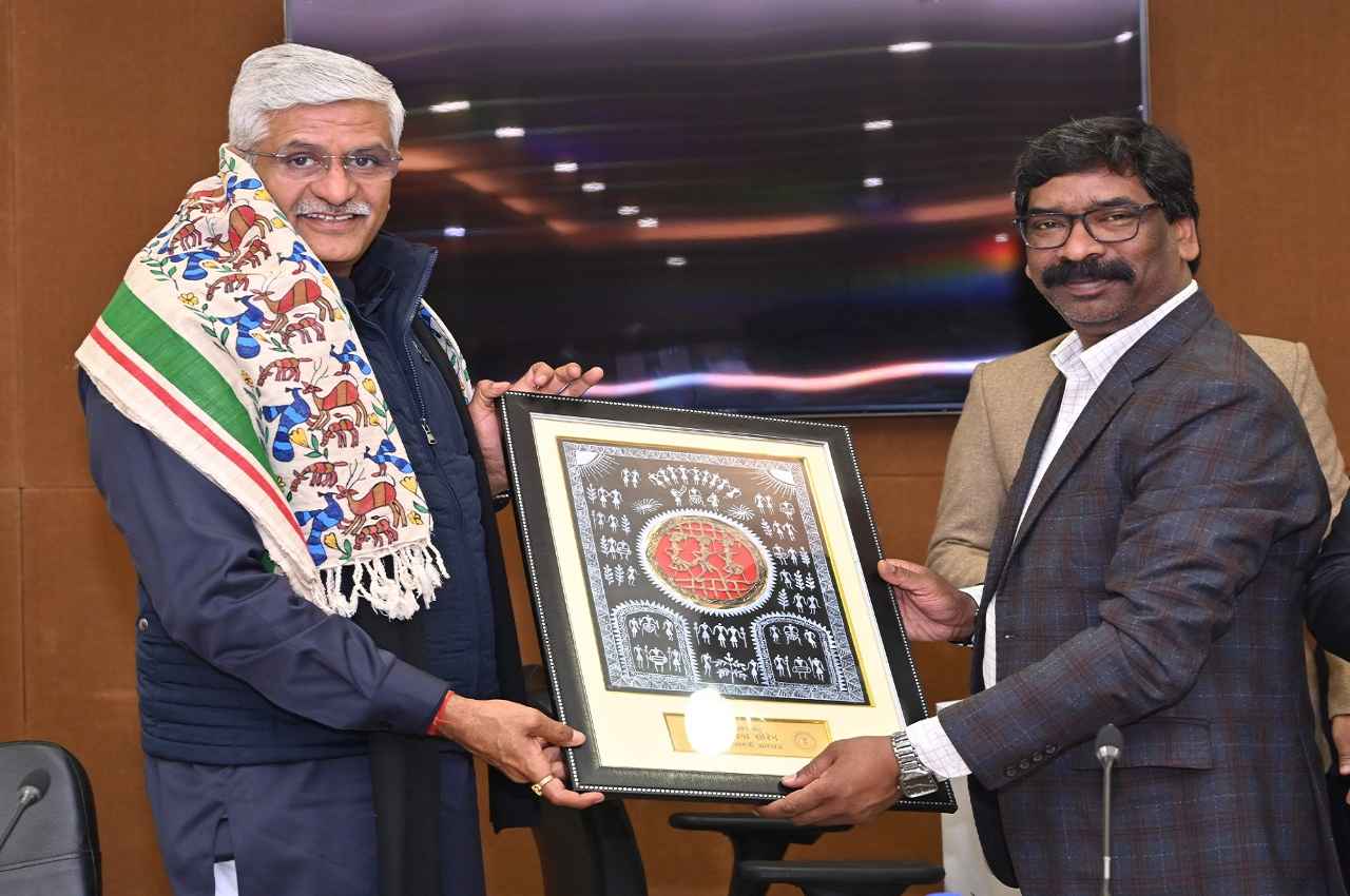 Jharkhand Hindi News: जल जीवन मिशन की समीक्षा बैठक में बोले हेमंत-शुद्ध पेयजल उपलब्ध कराना हमारी प्राथमिकता