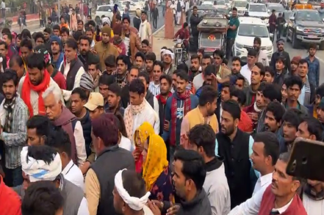 Kirodi Lal Meena on protest Kirodi Lal Meena on protest