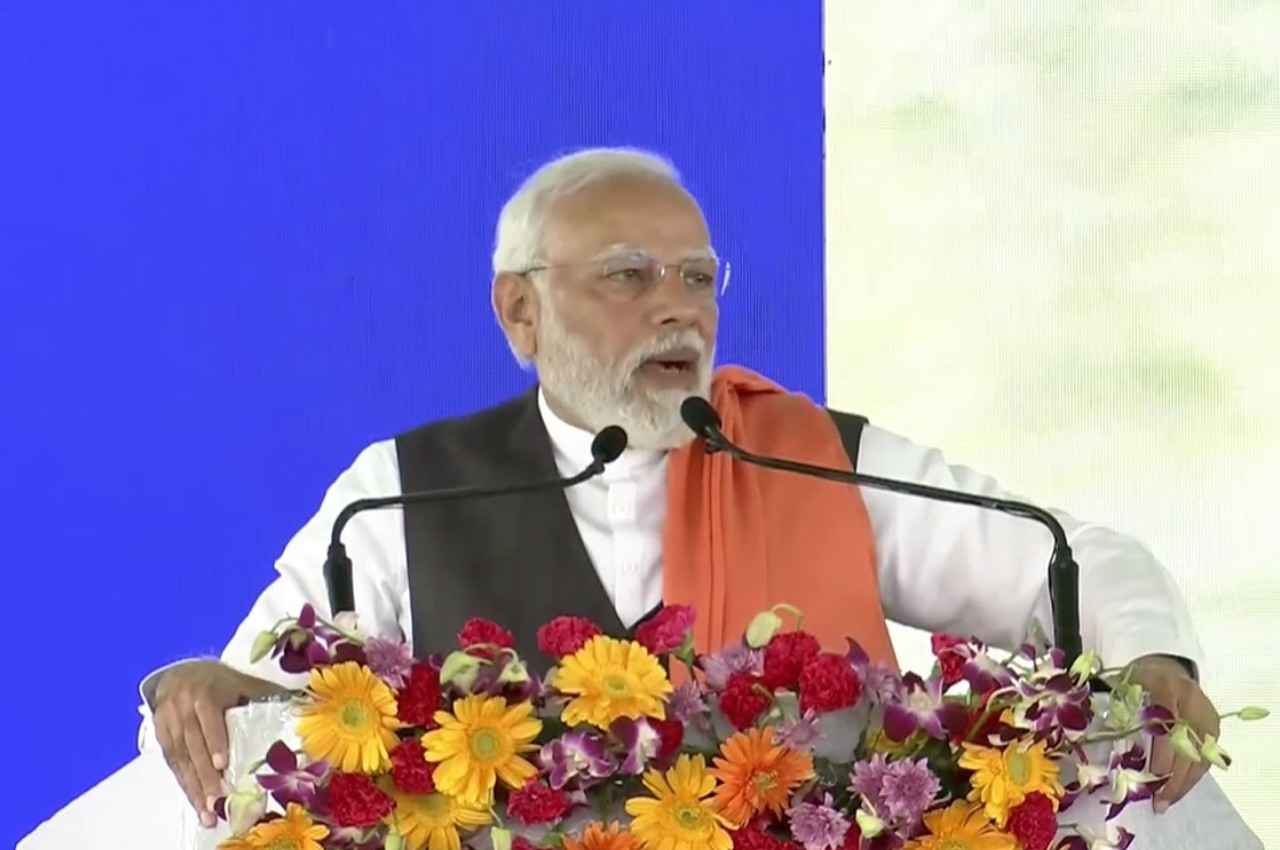 Karnataka में PM मोदी बोले- आजादी के अमृतकाल में हमें विकसित भारत का निर्माण करना है, ये तब होगा जब...