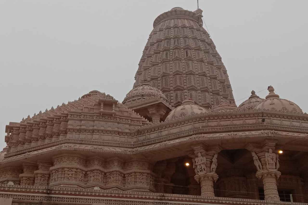 ग्राउंड जीरो रिपोर्ट: 'सम्मेद शिखर जी' मामले को लेकर देश भर में विरोध, पर मधुबन में हैं शांति!