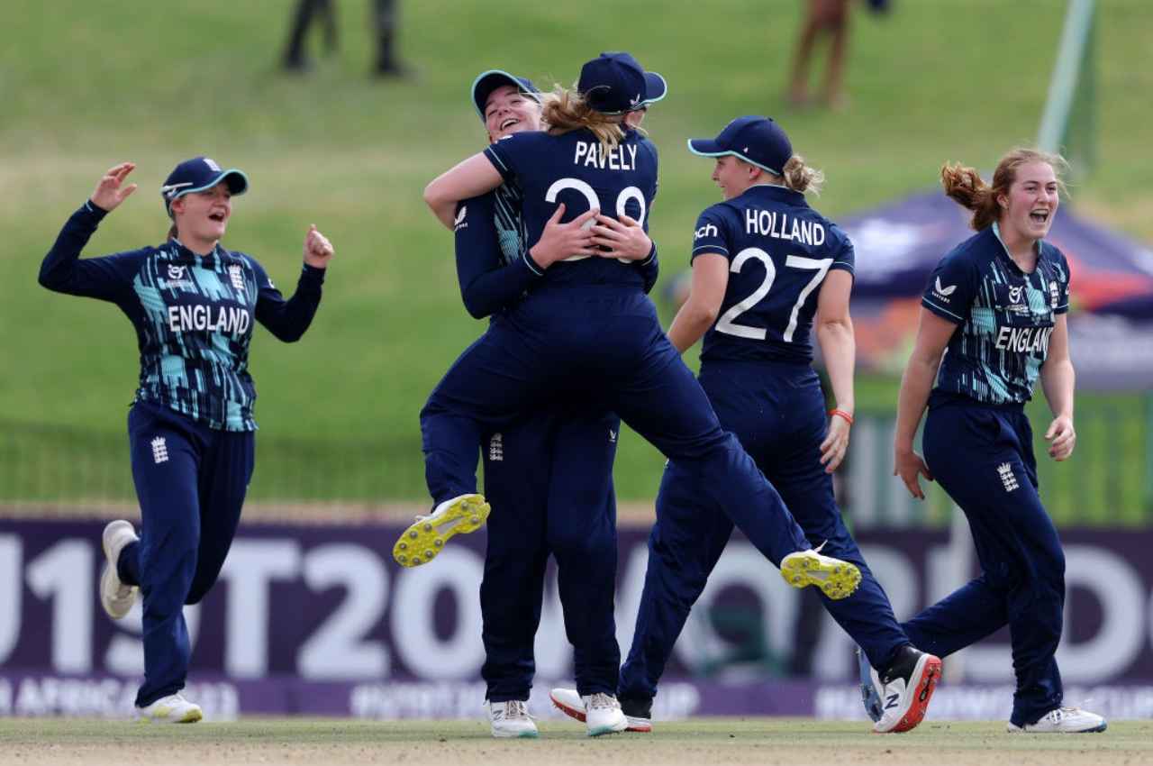 U19 Women T20 World Cup: अंग्रेजों को धूल चटाएंगी भारत की बेटियां? फाइनल में होगी भिड़ंत