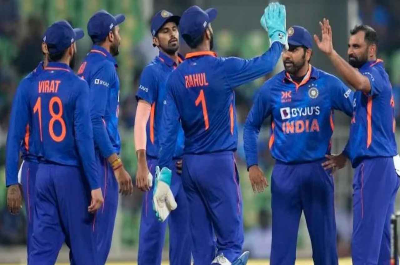 IND vs NZ 3rd ODI: इंदौर में गदर मचाती है भारतीय टीम, आंकड़े देख न्यूजीलैंड भी रह जाएगी दंग