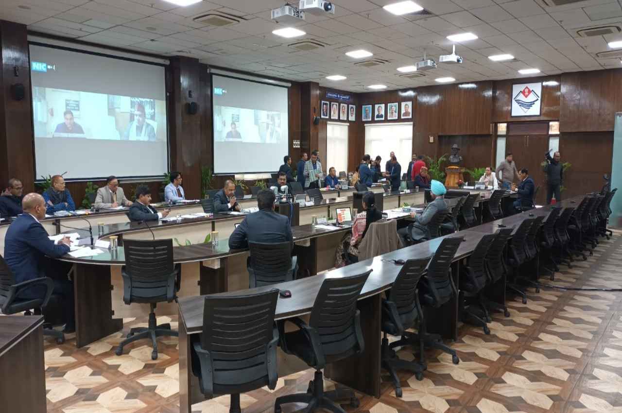 Joshimath Crisis Live Update: इसरो के सेंटर की ओर से जारी 'सैटेलाइट तस्वीरों' पर धामी के मंत्री ने दिया बड़ा बयान