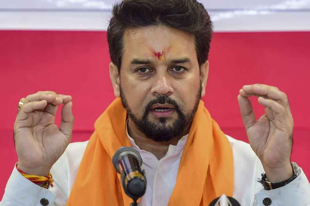 केंद्रीय मंत्री अनुराग ठाकुर ने दिया बड़ा बयान, बोले- अंग्रेज कहते थे हम महात्मा गांधी से नहीं, नेताजी से बहुत डरते थे