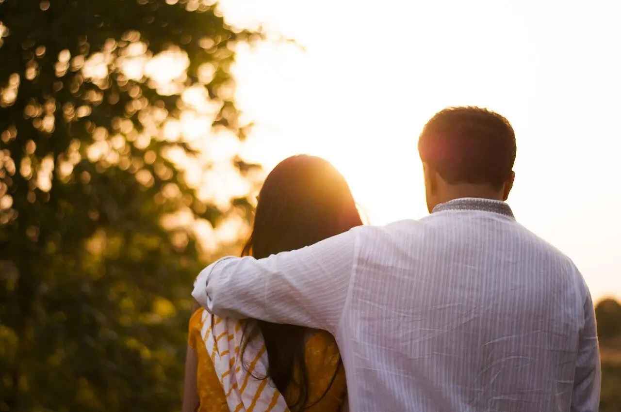 Relationship Tips: कपल्स ब्रेकअप से बचें, फॉलो करें ये 5 टिप्स, रिश्ते में इंटिमेसी के साथ बढ़ेगा भरोसा