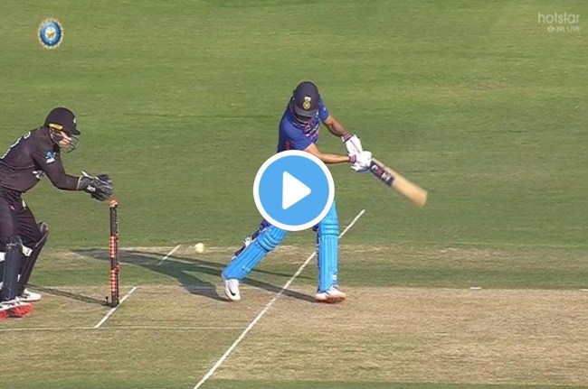 shubman gill escapes wicketkeeper tom latham finesse