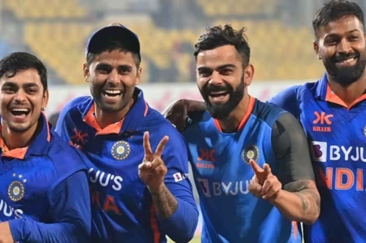 'उसके बिना तीनों फॉर्मेट में टीम इंडिया नहीं बनती...', सुरेश रैना ने धाकड़ बैटर की तारीफ में पढ़े कसीदे