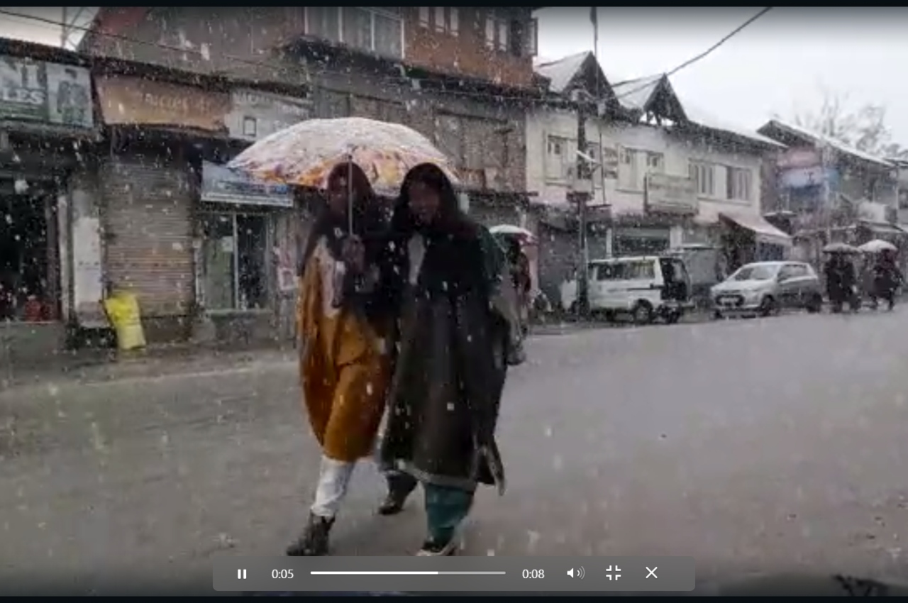 snowfall, Kashmir, Srinagar Khelo India winter games
