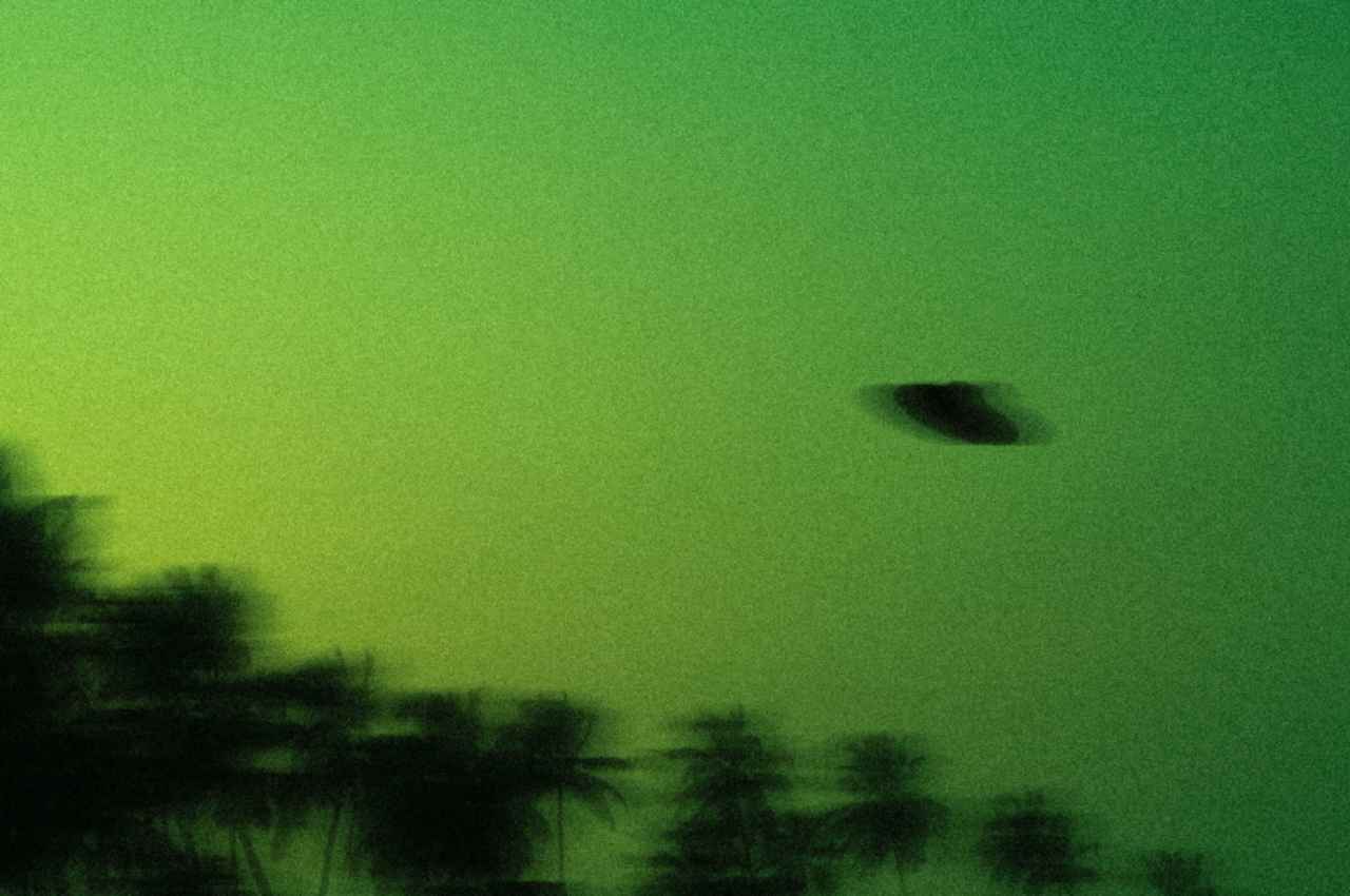 चीन में दिखी UFO जैसी चीज, मार गिराने की तैयारी में सेना
