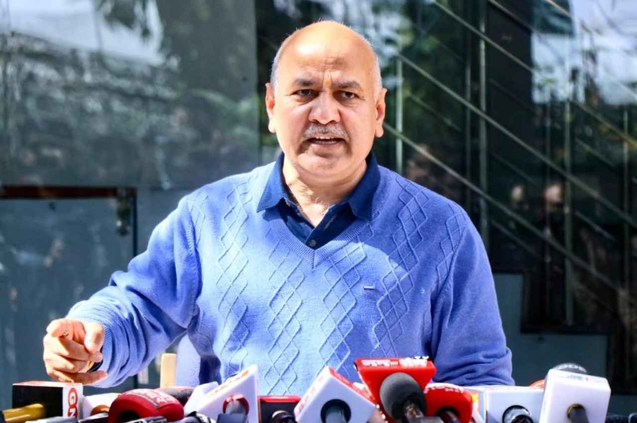 डिप्टी CM मनीष सिसोदिया का बड़ा बयान, कहा-LG ने सर्विसेज डिपार्टमेंट पर किया कब्जा इसलिए नहीं हर स्कूल में प्रिंसिपल 