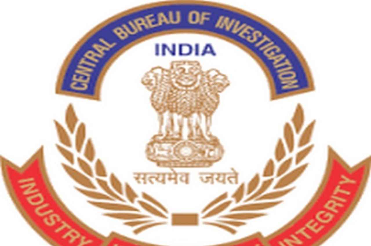 इलाहाबाद हाई कोर्ट के पूर्व जज पर भ्रष्टाचार का आरोप, सीबीआई ने किया केस दर्ज