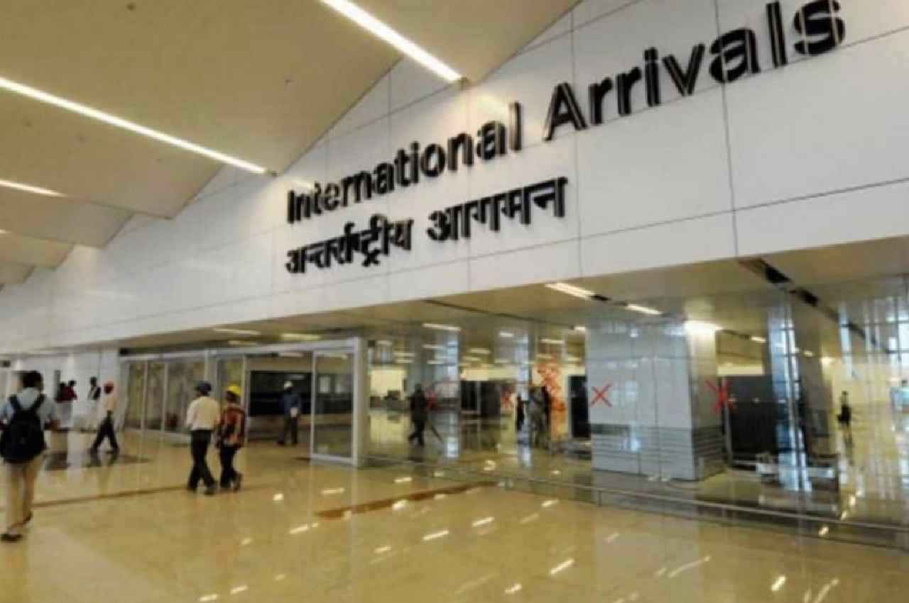 Air Suvidha: केंद्र सरकार ने लिया बड़ा फैसला, थाइलैंड समेत इन देशों से आने वाले यात्रियों को नहीं भरना होगा ये फॉर्म