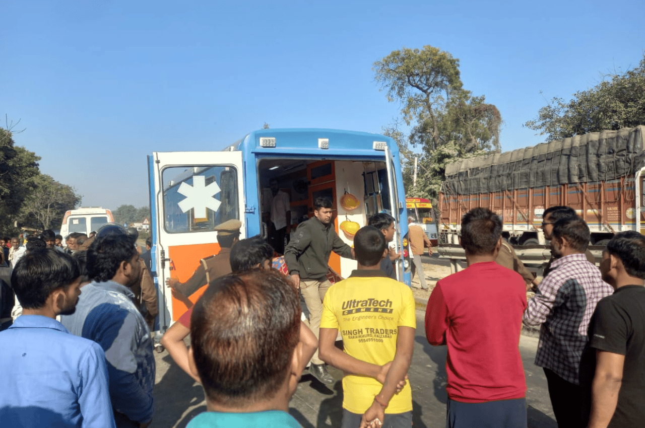 Ayodhya Road Accident Road Accident, Ayodhya Road Accident, Rudauli Kotwali In Ayodhya, Ayodhya National Highway, Road Accident Ayodhya, Three Died In Ayodhya, Ayodhya News
