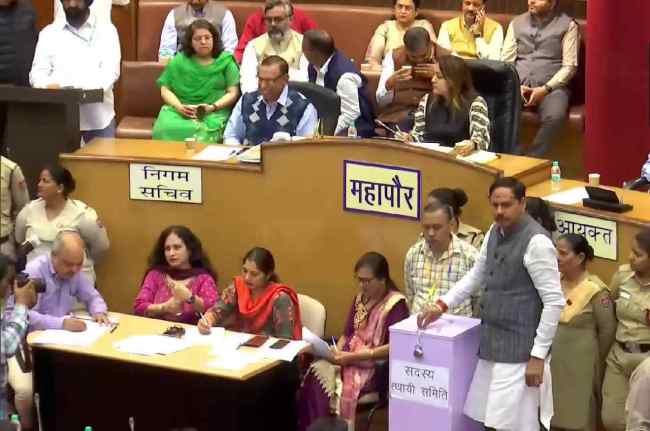 Delhi MCD House, AAP, BJP