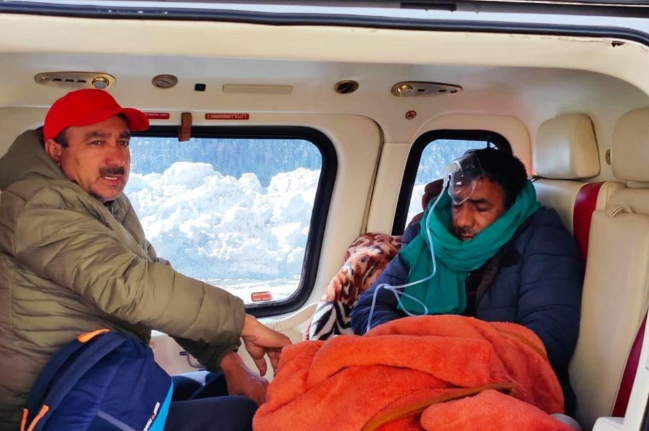 Himachal, Himachal Pradesh, Chief Minister Sukhvinder Singh Sukhu, CM Sukhu Helicopter, Chamba district, Tanda medical college, CM Sukhu direction