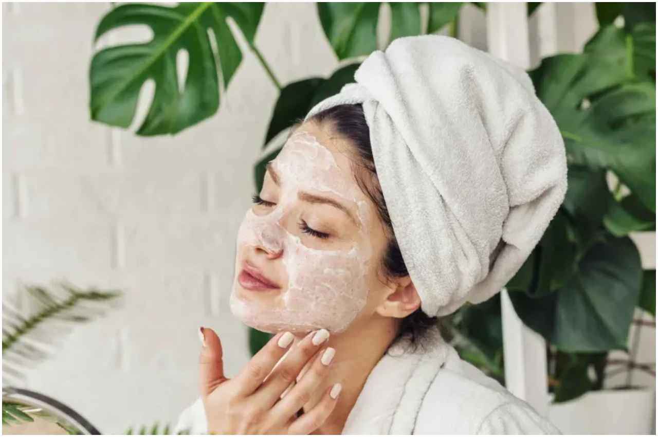 Home Remedies For Skin: इन घरेलू उपायों से ड्राई, ऑयली और नॉर्मल स्किन की परेशानियों से मिलेगी निजात, आजमा कर तो देखें