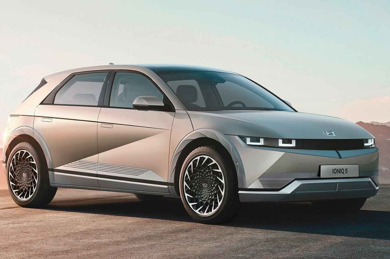 मार्च से Hyundai की इस EV कार की डिलीवरी, रोजाना 15 लोग कर रहे बुकिंग