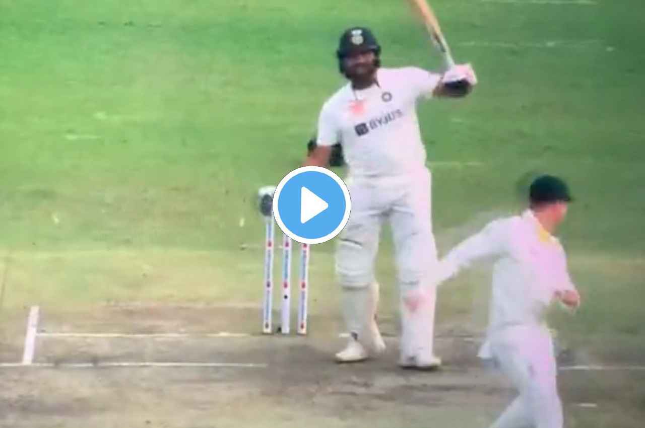 IND vs AUS: अंपायर के डिसिजन पर भड़क गए रोहित शर्मा, बल्ले में मुक्का मारकर लिया DRS, देखें वीडियो