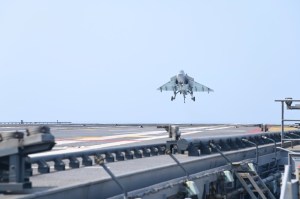 INS Vikrant, Indian Navy, Light Combat Aircraft, LCA, LCA Lands On INS Vikrant, Aatmanirbhar Bharat, Indian Naval Pilots, landing of LCA, Indigenous Aircraft, indigenous Fighter Aircraft, BJP Government, Narendra Modi, Indian Army