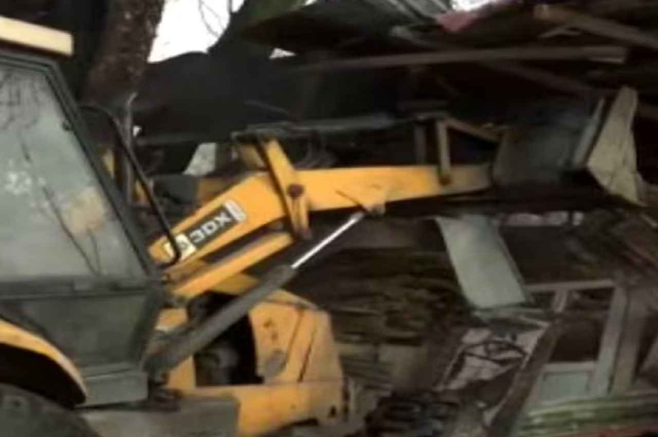 Jammu Kashmir: अतिक्रमण के खिलाफ जम्मू में एक्शन, आतंकी संगठन TRF ने दी अंजाम भुगतने की धमकी
