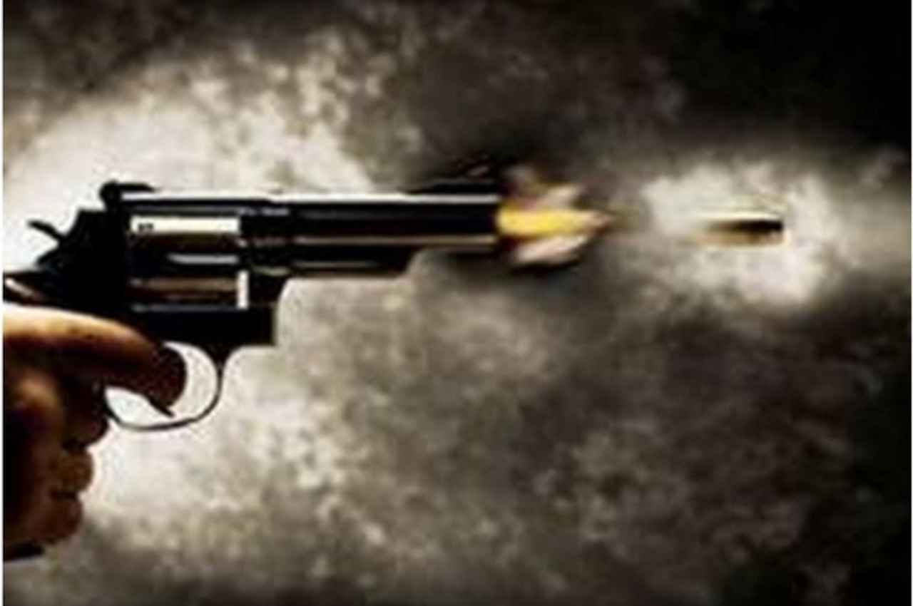 अनंतनाग में मस्जिद के बाहर आतंकियों ने की फायरिंग, एक घायल