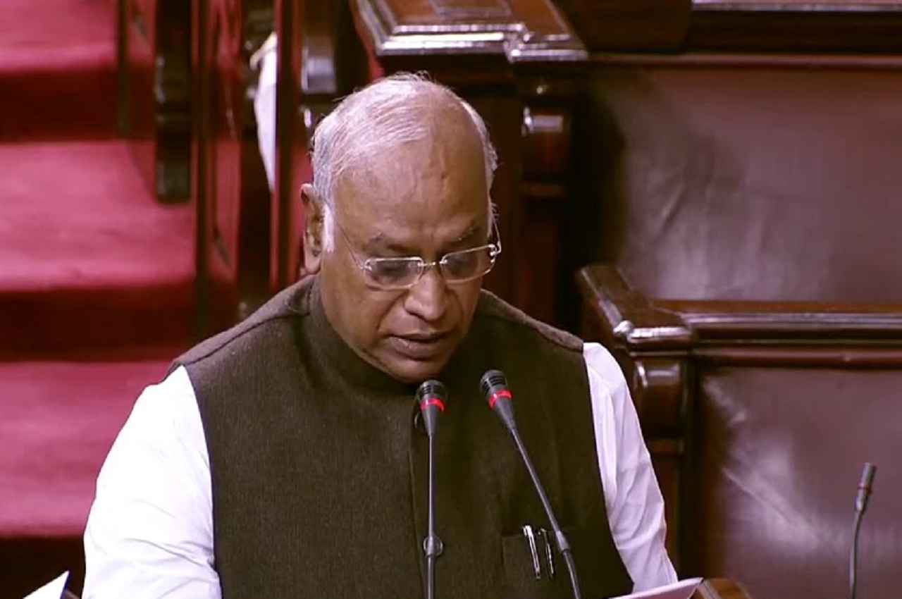 PM Modi Parliament Speech Live: प्रधानमंत्री जी आप मौनी बाबा बनकर बैठे हैं, इसलिए ये हालात बने- मल्लिकार्जुन खड़गे
