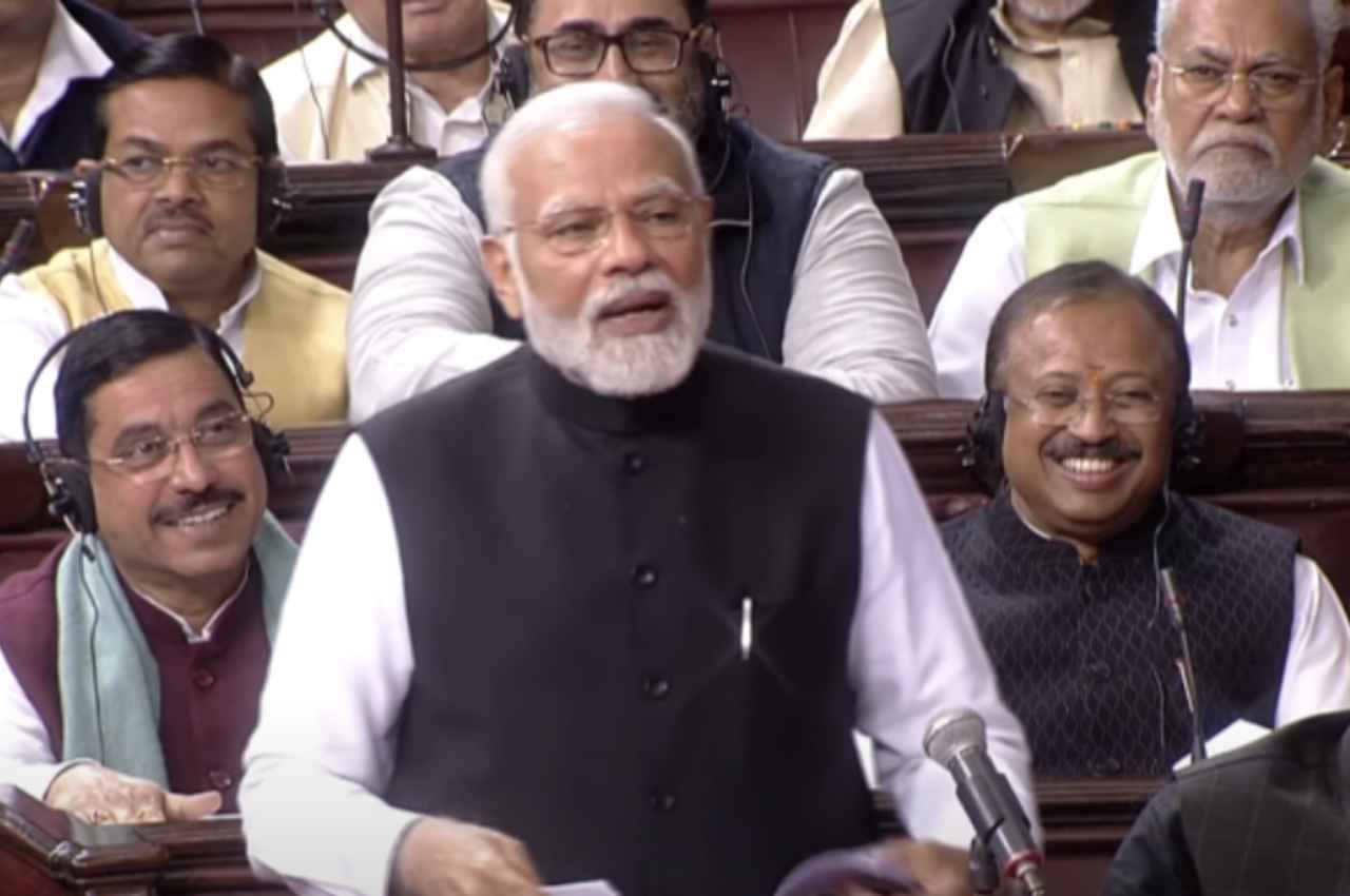 Video: 'जितना कीचड़ उछालोगे, कमल उतना ही ज्यादा खिलेगा', PM मोदी ने विपक्ष पर कसा तंज