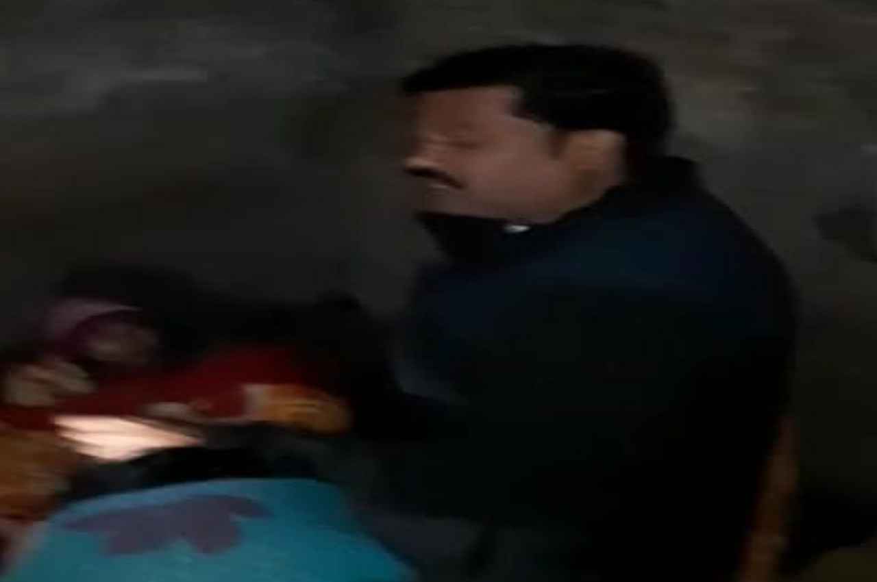 Muzaffarpur News: दोनों किडनी खो चुकी सुनीता का इलाज अब झाड़ फूंक करने वाले तांत्रिक करेंगे! जानें पूरी खबर
