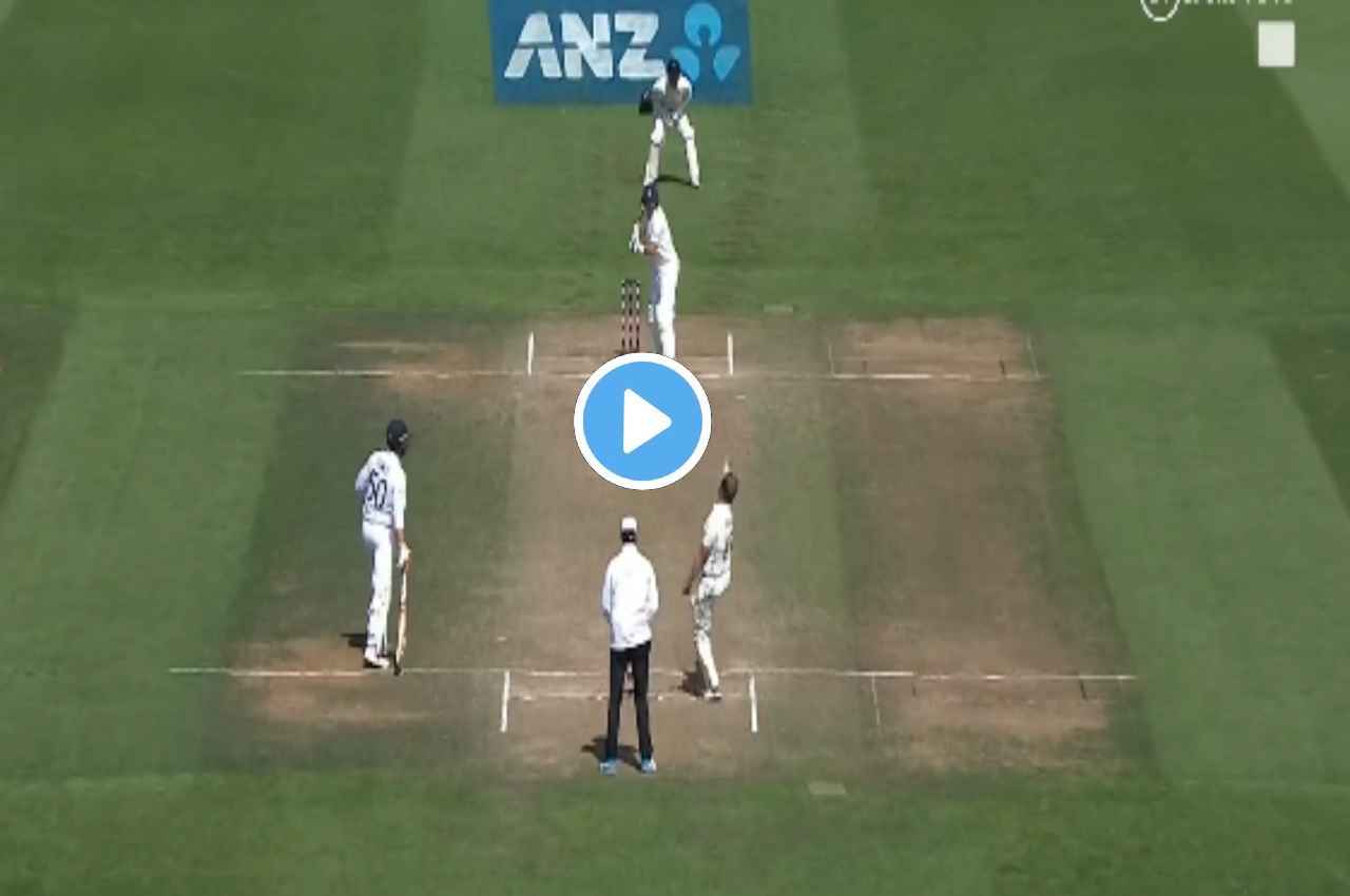 NZ vs ENG: खड़े-खड़े शॉट मारने जा रहे थे Joe Root, गेंदबाज ने दिखाई चालाकी और हो गया खेल, देखें वीडियो