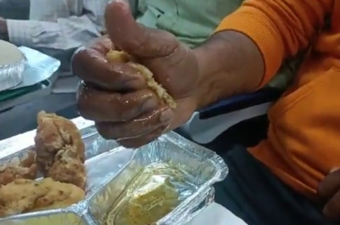 Vande Bharat Express Train, Food In Train, Food Quality In Vande Bharat Train, Viral News, Viral Video