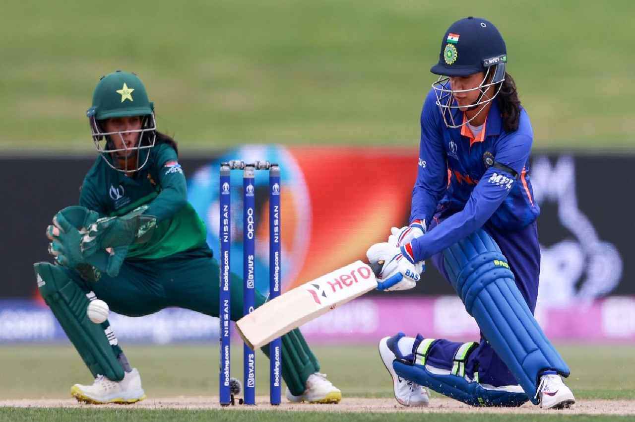 ICC Women T20 WC IND-W vs PAK-W LIVE Update ICC Women T20 WC IND-W vs PAK-W LIVE Update