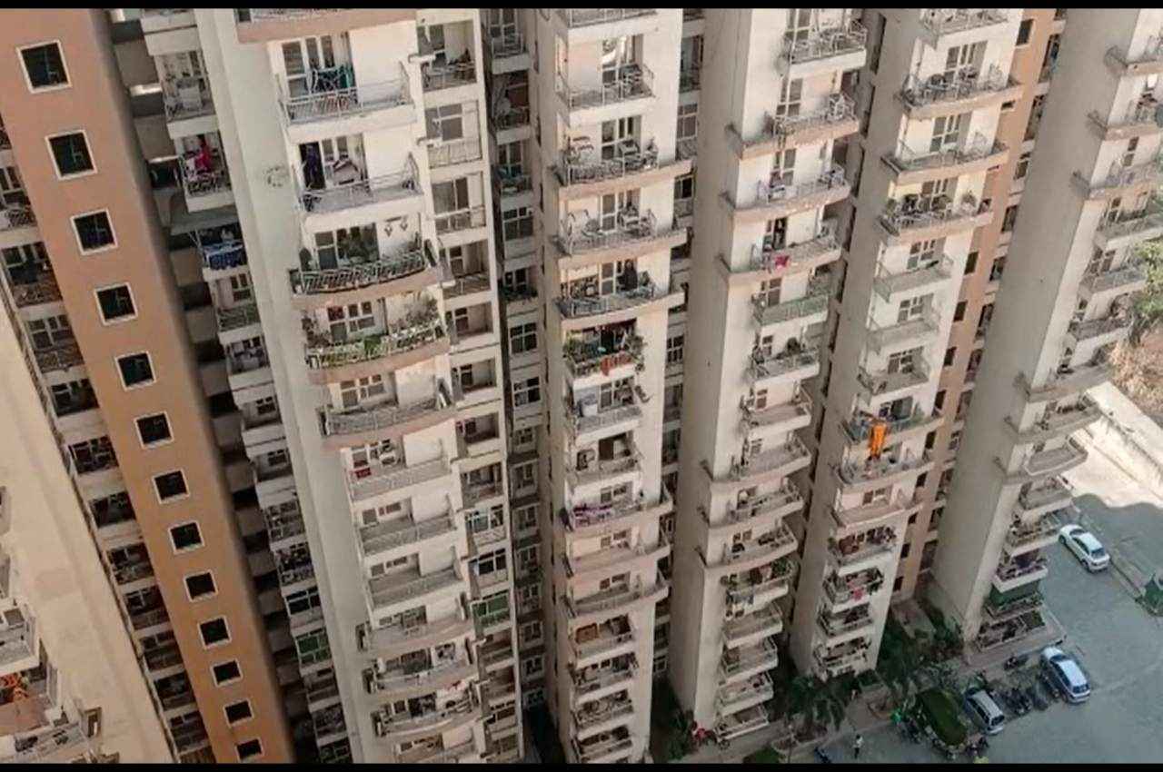Gas Supply: ग्रेटर नोएडा वेस्ट में नहीं जले लाखों चूल्हे, बिना लंच के स्कूल गए बच्चे, ये था बड़ा कारण