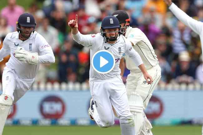 Ollie Pope great catch Ollie Pope great catch