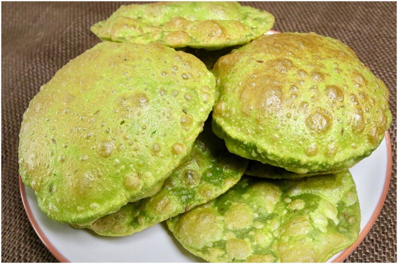 Palak puri recipe