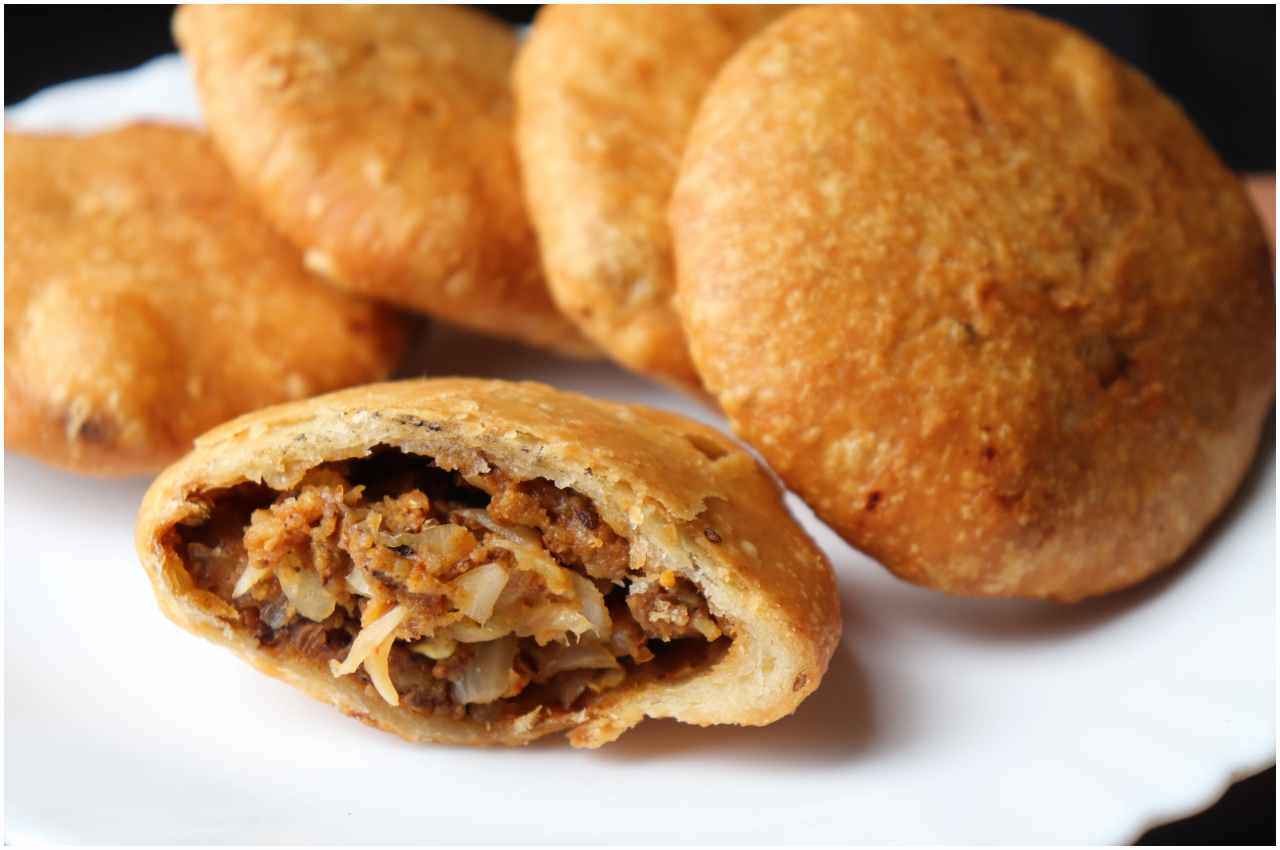 Pyaz ki Kachori Ki Recipe Pyaz ki Kachori Ki Recipe
