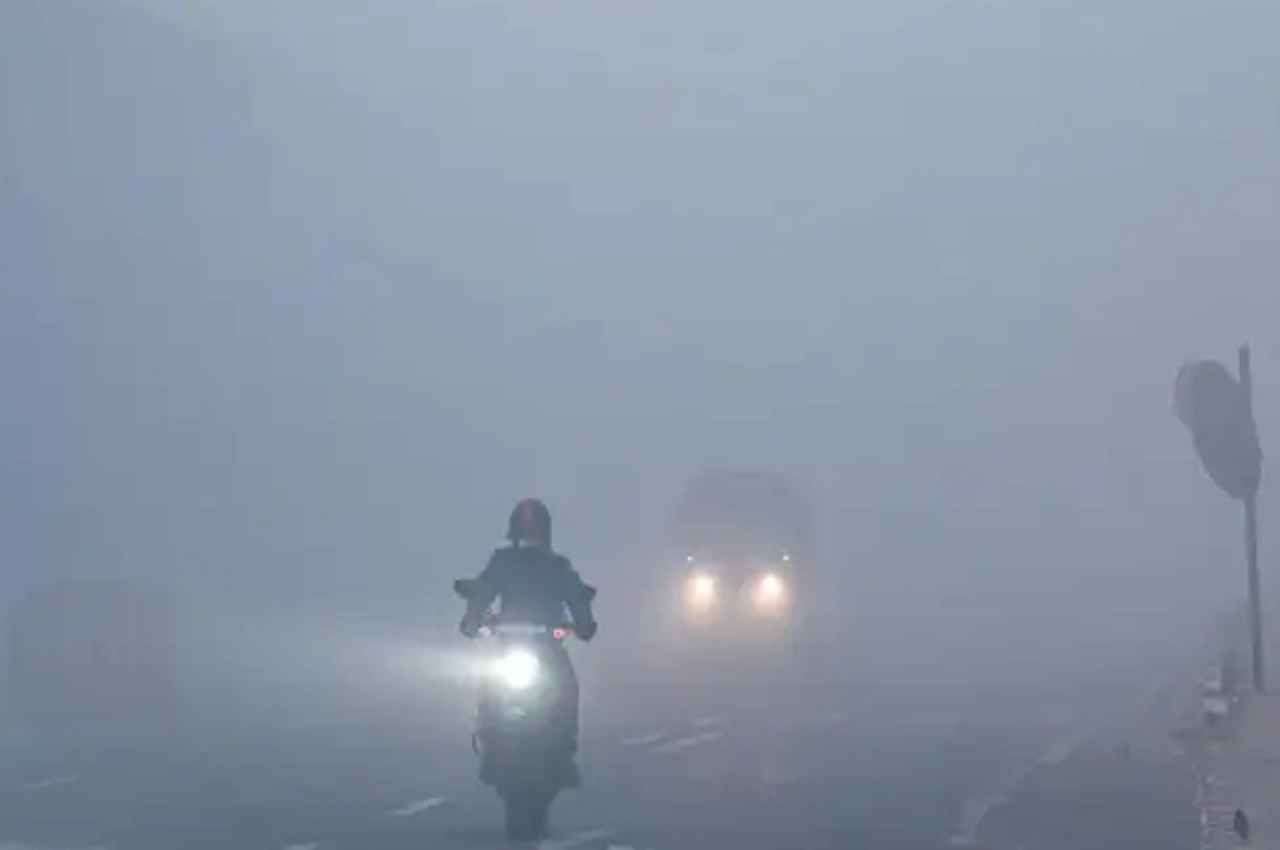 Rajasthan Weather Update: अगले 3-4 दिन सर्द हवाएं ढहाएगी सितम, मांउट आबू में फिर जमीं बर्फ