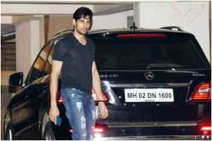 Sidharth Malhotra car