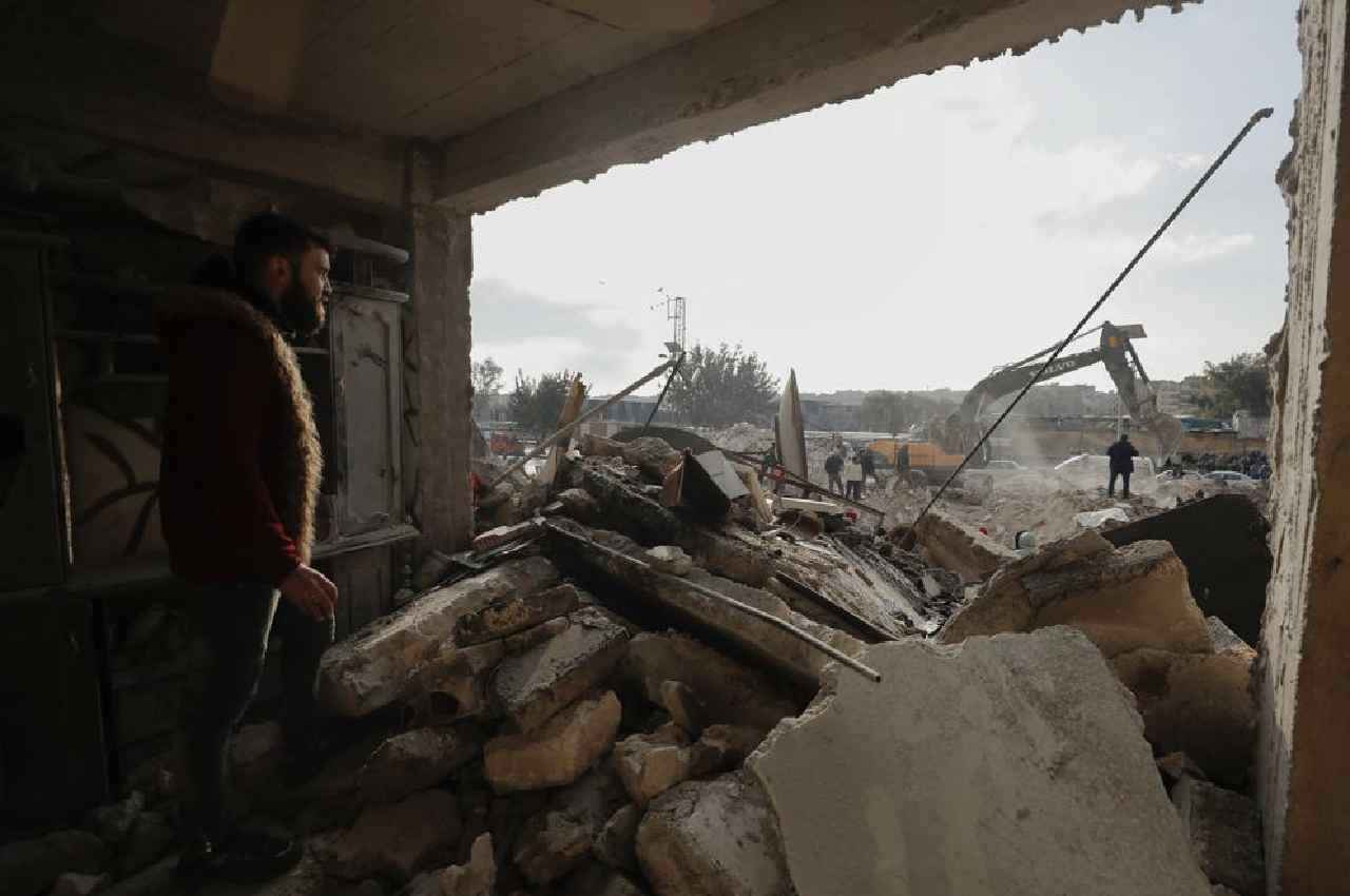 Turkey Syria Earthquakes: मरने वालों की संख्या 15 हजार के पार, रेस्क्यू में जुटी NDRF, इलाज में भी संभाला मोर्चा
