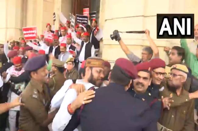 UP Budget Session 2023-24, SP UP Budget Session 2023-24, Samajwadi Party